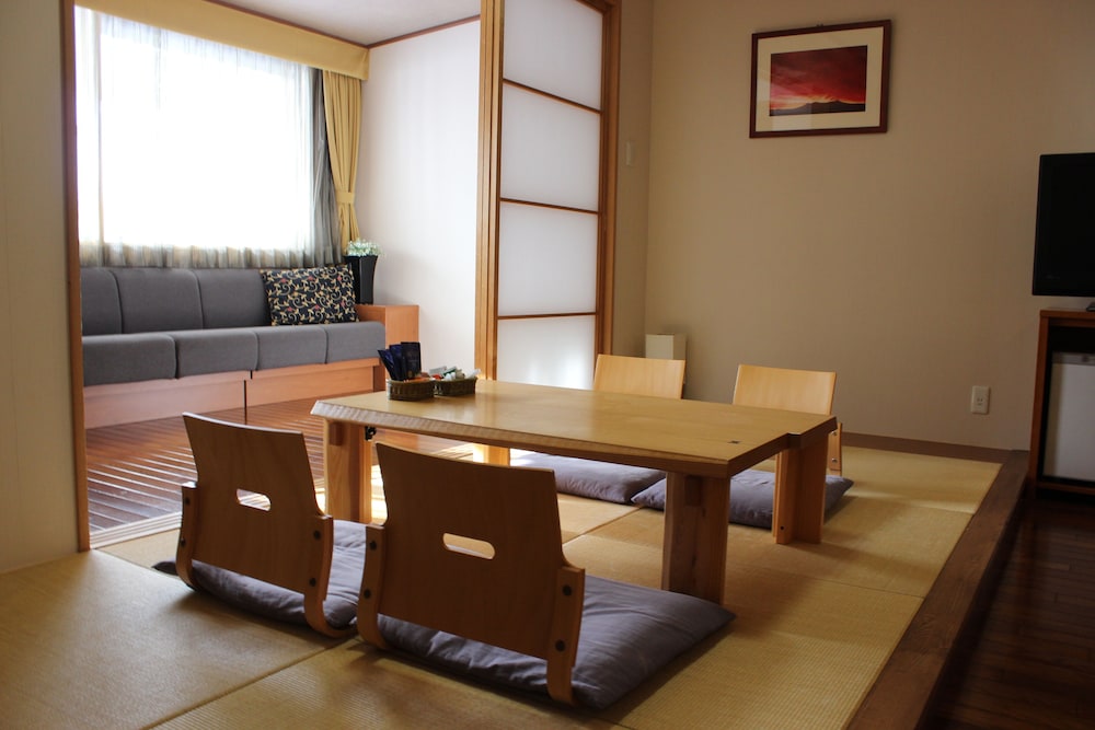 Executive Room (Japanese Western Style) photo 2