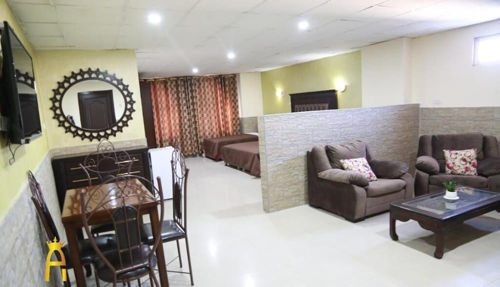 Deluxe Quadruple Room, 1 Bedroom, City View - Photo 2