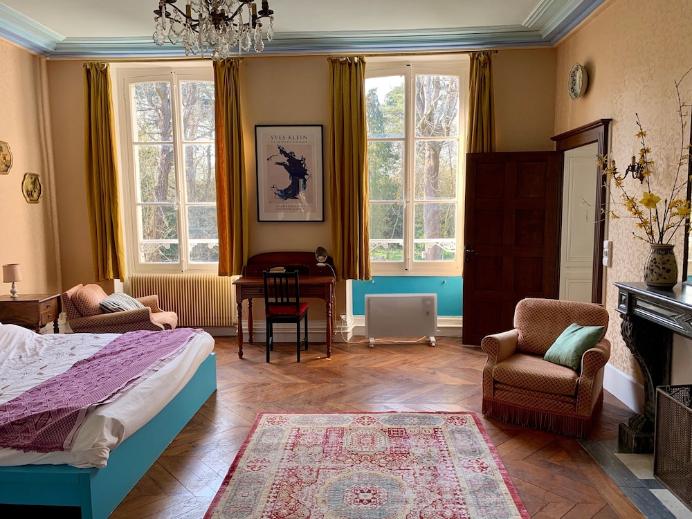 Romantic Triple Room (Chambre Yves) - Photo 3