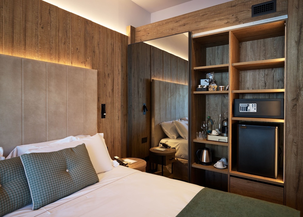 Superior Double Room, Non Smoking - Photo 1
