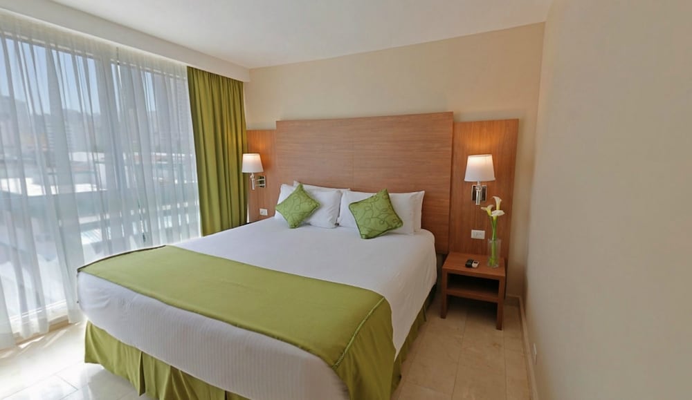 Executive Room, 1 King Bed photo 1