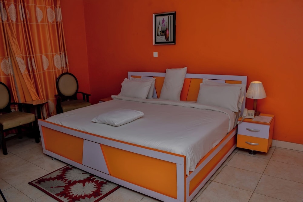 Premier Room