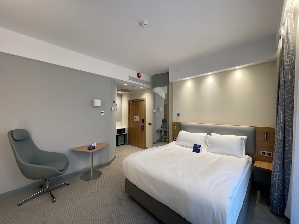 Standard Room, 1 Queen Bed, Accessible (Free Breakfast) photo 1