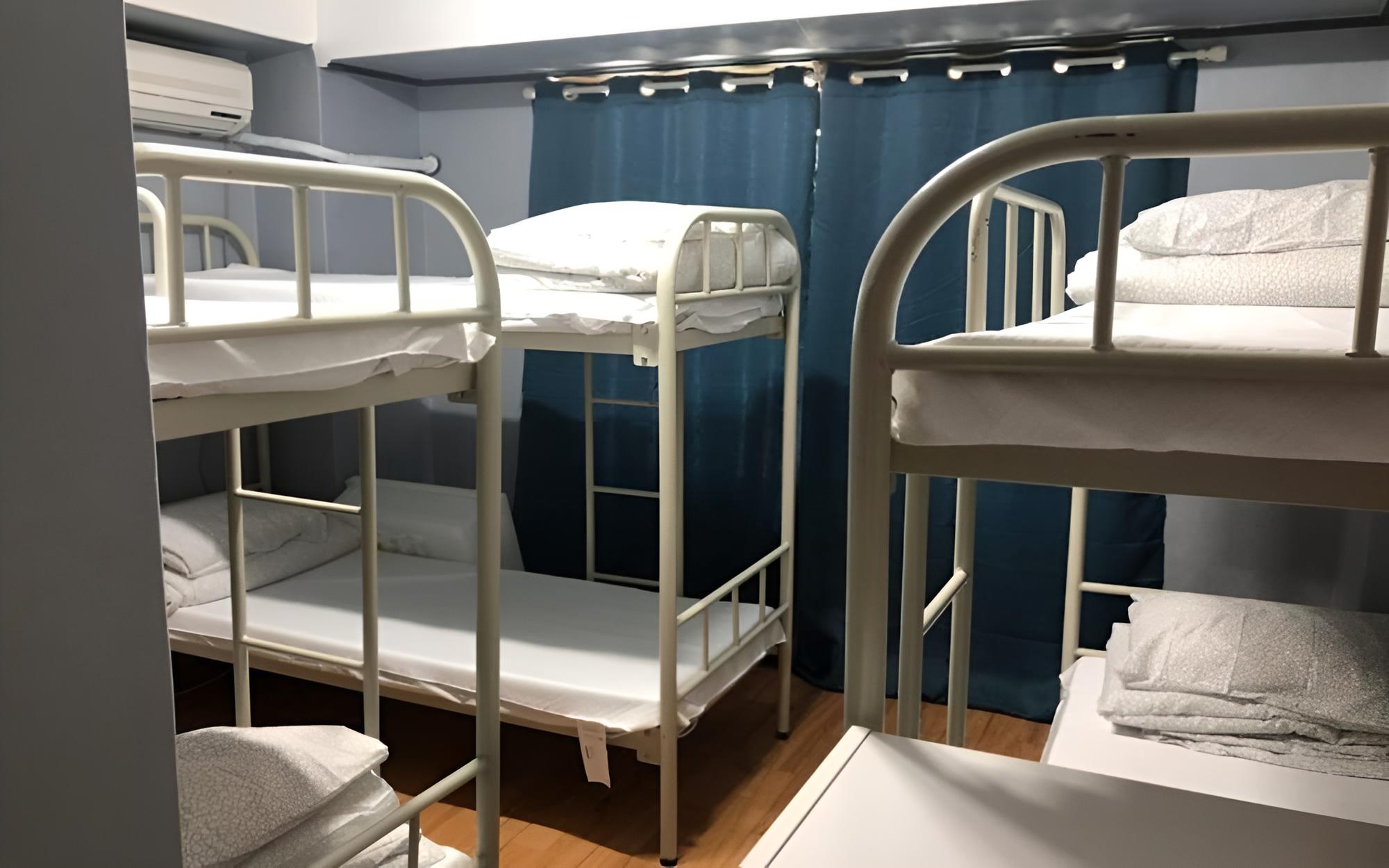 Room (The Royal 6 Female Guests Dormitory) photo 2
