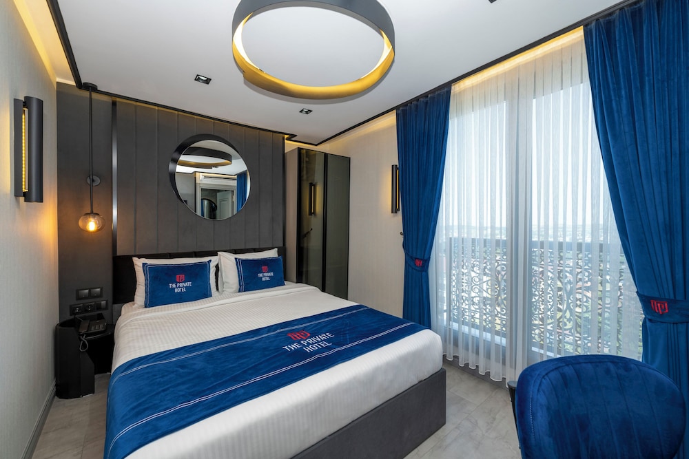 Deluxe Double Room - Photo 8