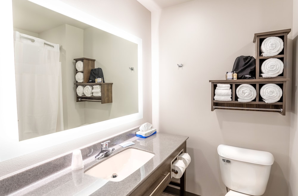 Room, 2 Queen Beds, Accessible - Photo 12