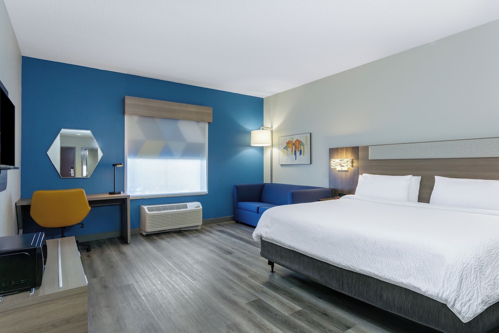 Available room