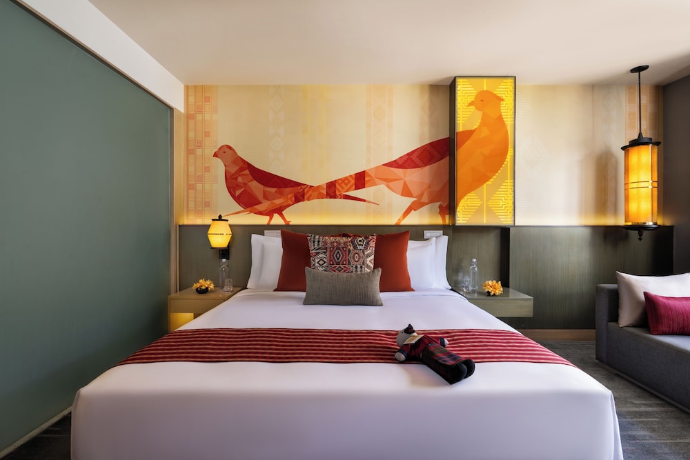 Superior Room, 1 King Bed photo 1