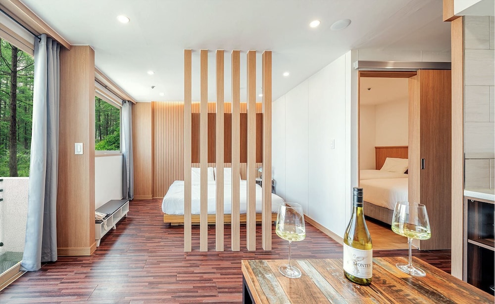 Standard Forest View Condo (4-person)