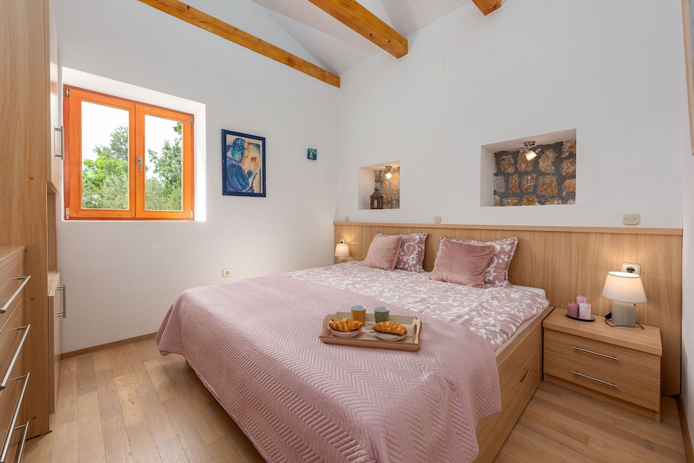Villa, 3 Bedrooms, Private Pool, Sea View photo 2