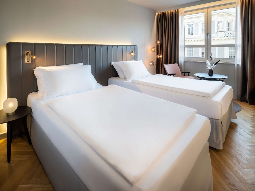 Superior Twin Room, 2 Twin Beds - Photo 1