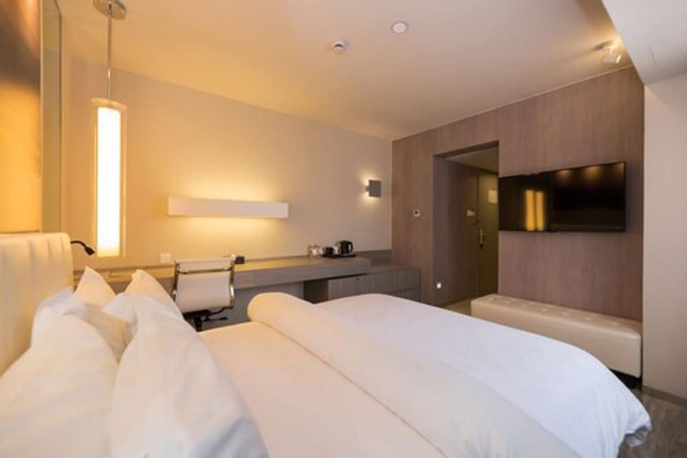 OSYD Sassy Double Room