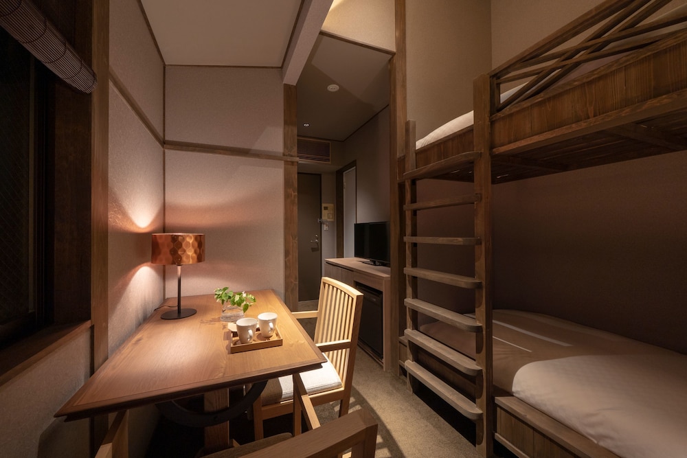 KAZE Twin Room photo 3