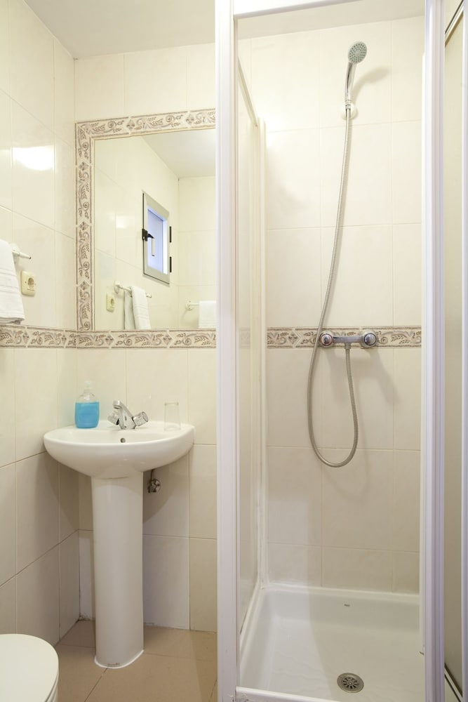 Superior Double Room, Private Bathroom photo 2