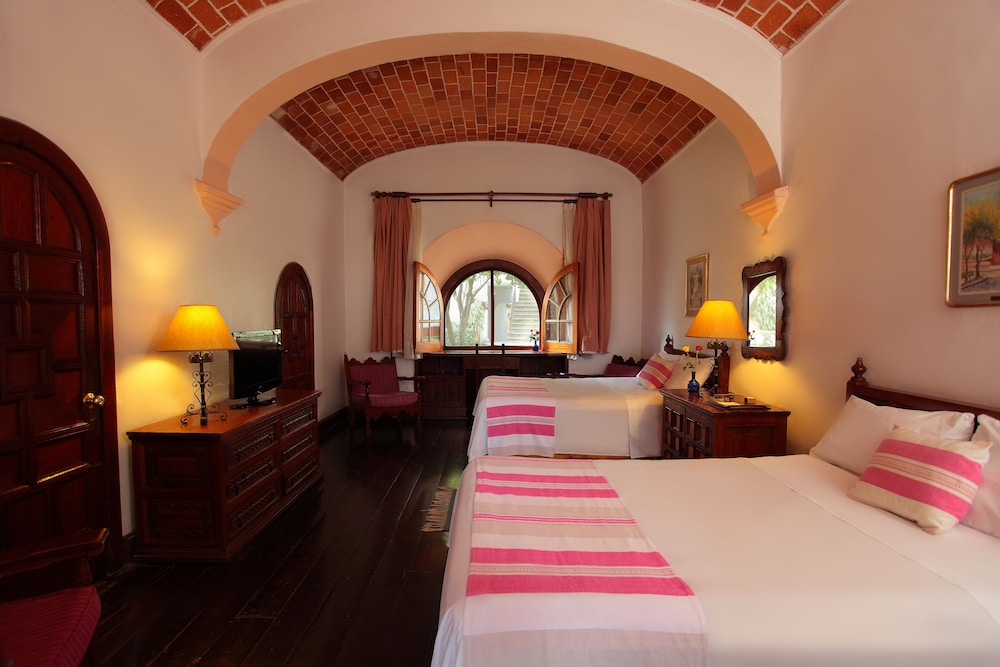Standard Double Room - Photo 2