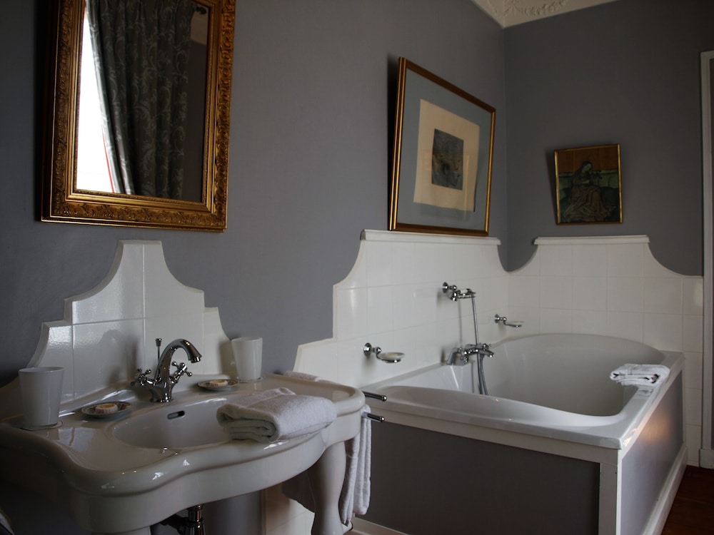 Suite (Prestige Rubans) photo 3