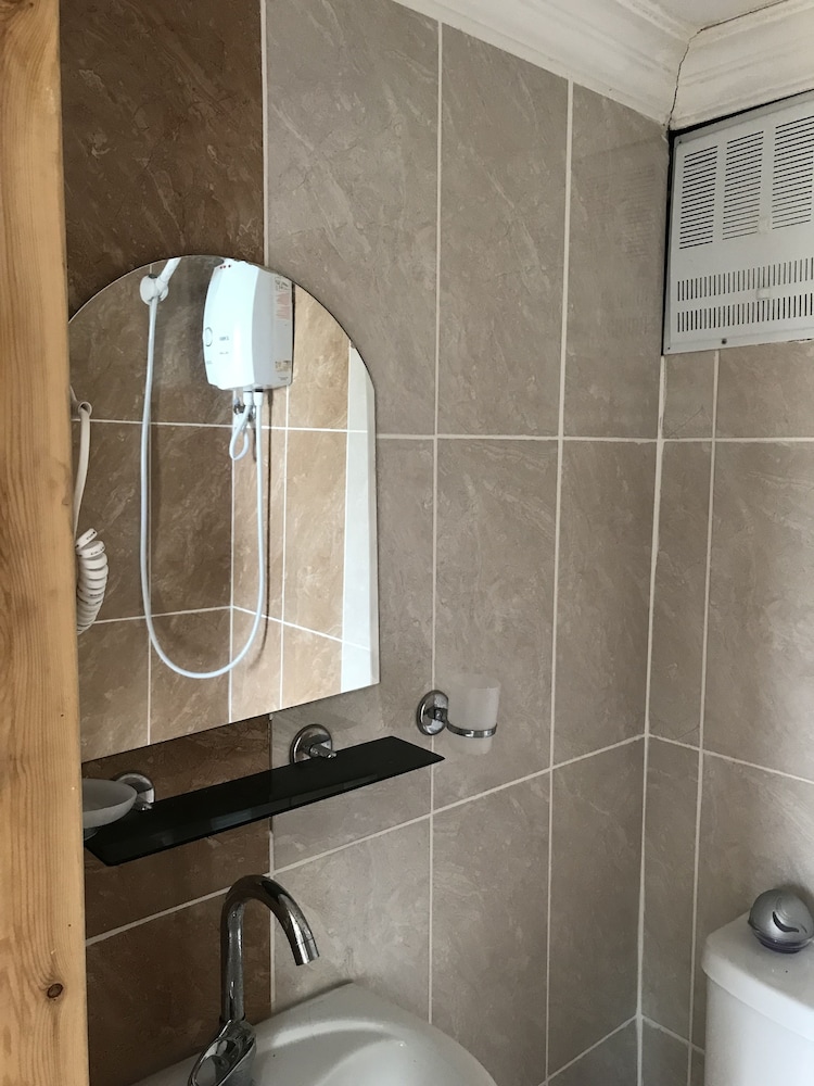 Classic Double Room, 1 Bedroom, Partial Sea View photo 3