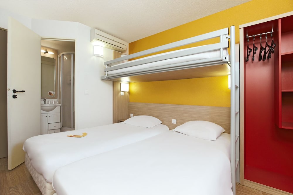 Triple Room - Photo 7