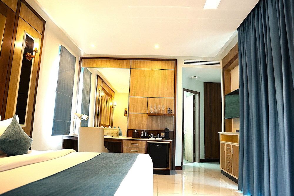 Two Bedroom Pool Villa - Photo 16