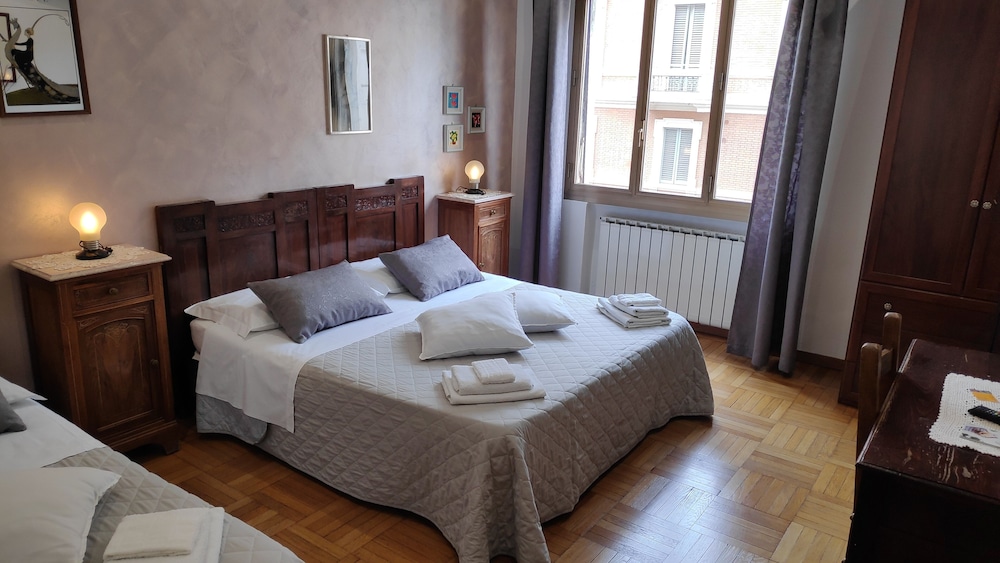 Triple Room, Private External Bathroom, City View ( Rovere )