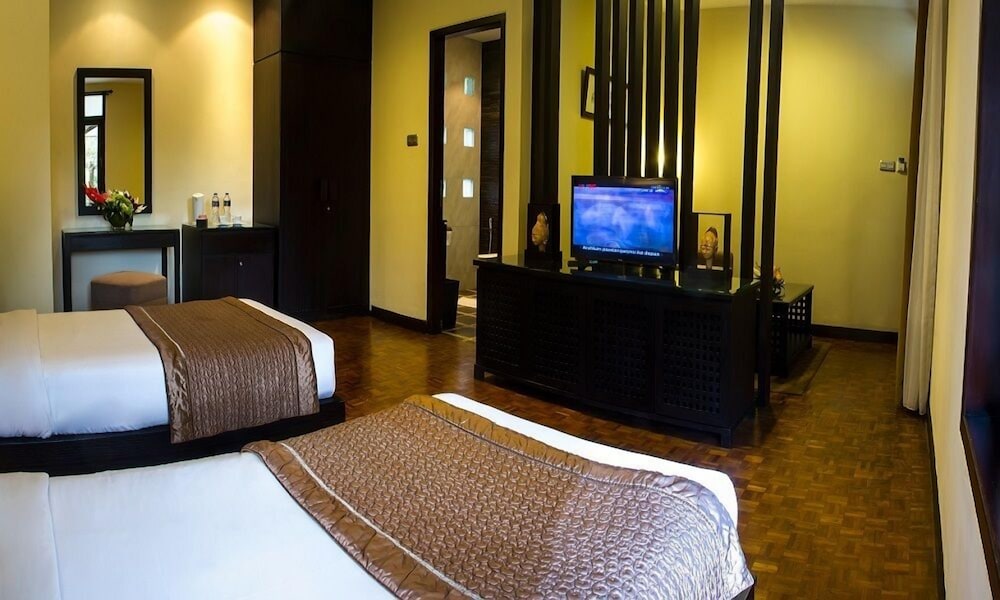 Deluxe Twin Room photo 2