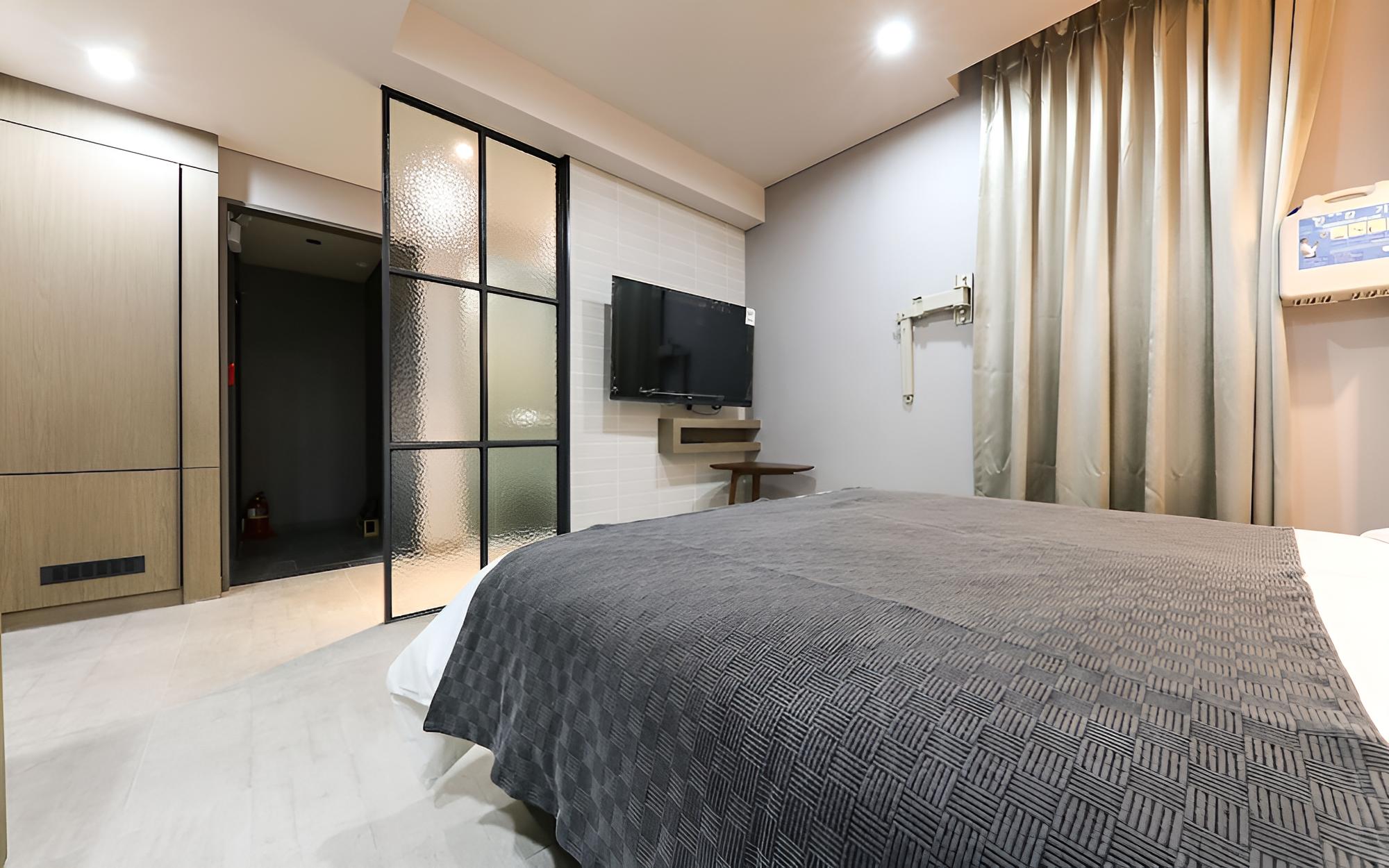 Room (Standard room) - Photo 20