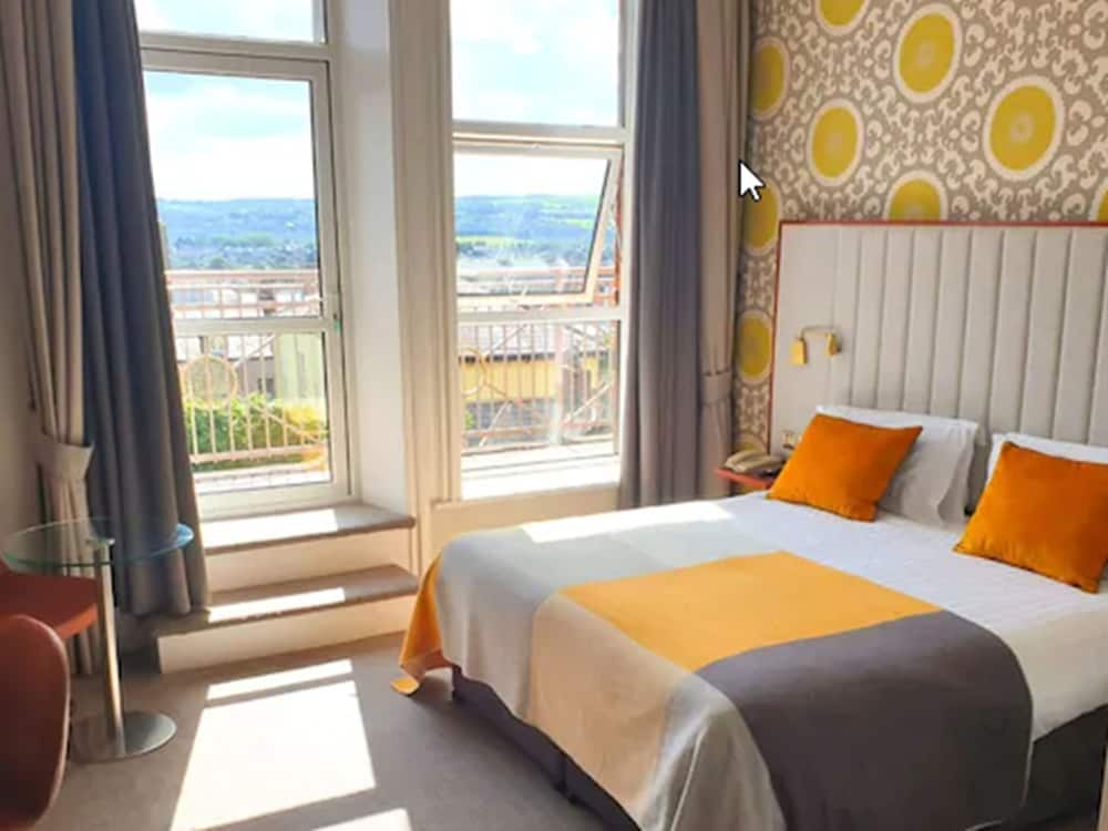 Club Room, 1 Double Bed, Balcony, City View - Photo 3