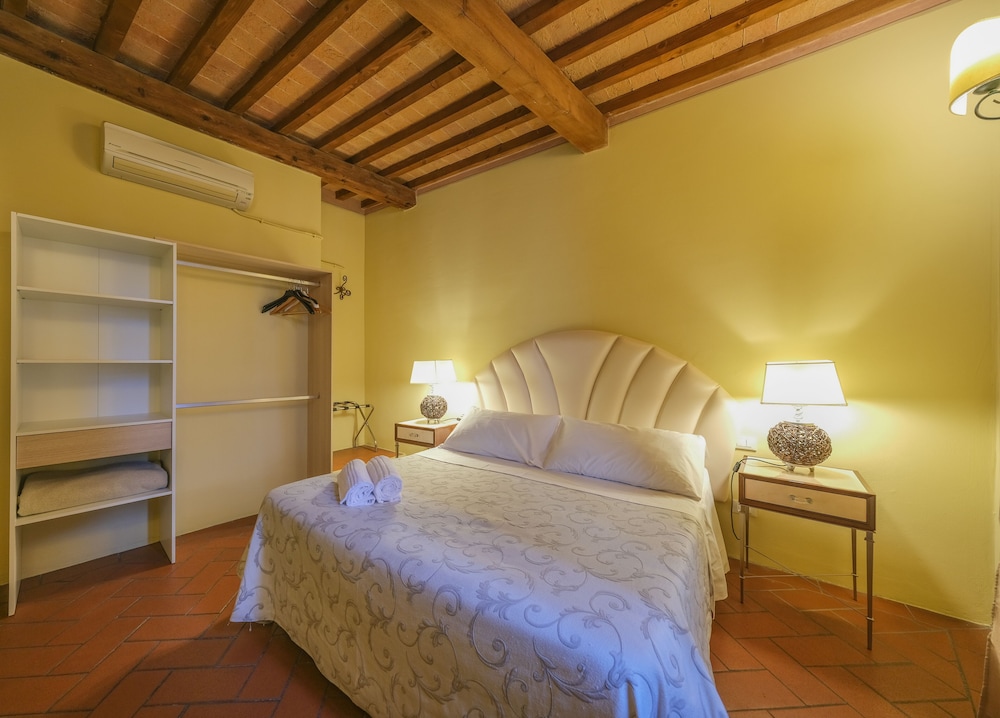 Standard Double Room - Photo 2