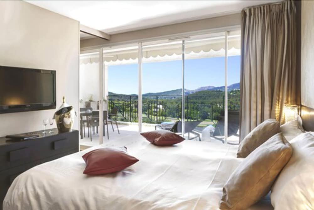 Prestige Suite, Golf View photo 1