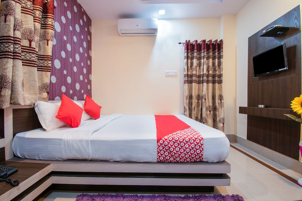 Double Room, 1 Queen Bed photo 1