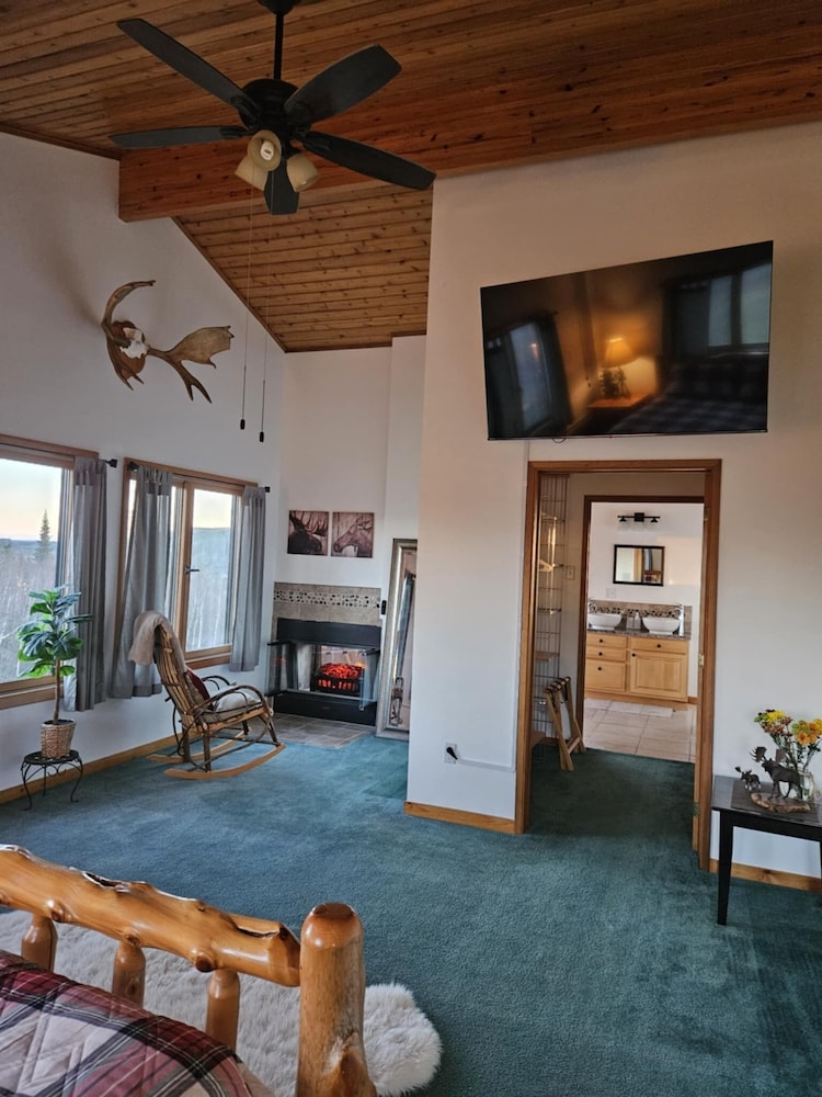 Moose Room at Bear Mountain Lodge photo 2
