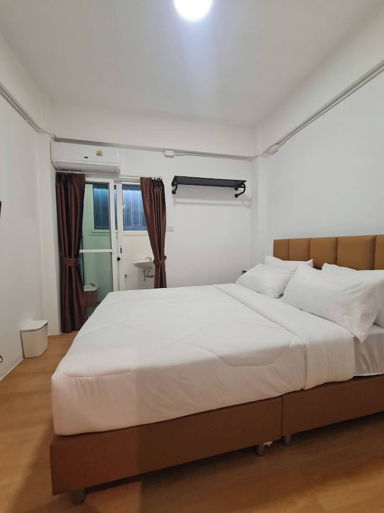 Standard Room photo 1