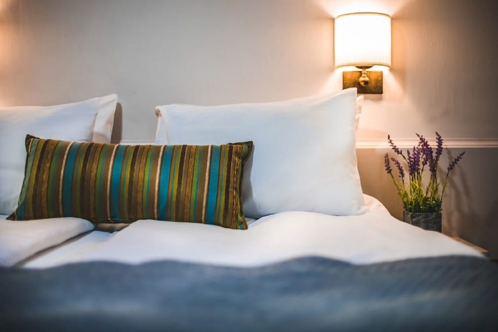 Standard Double or Twin Room photo 3