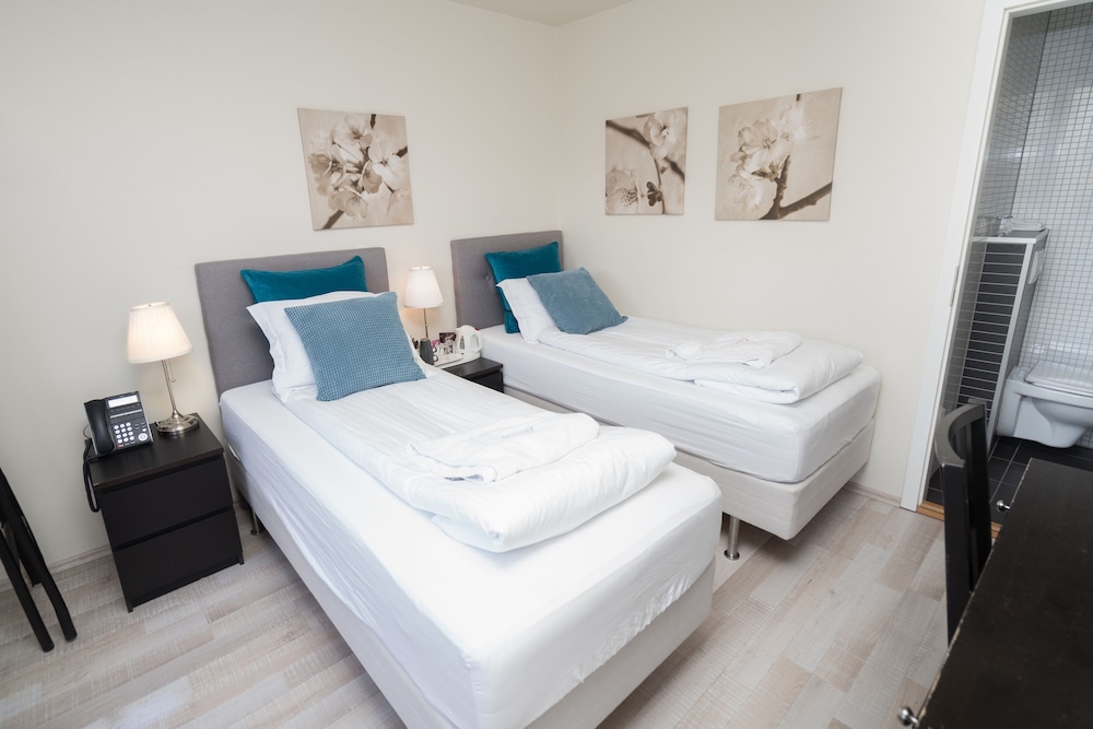 Double or Twin Room (Budget)