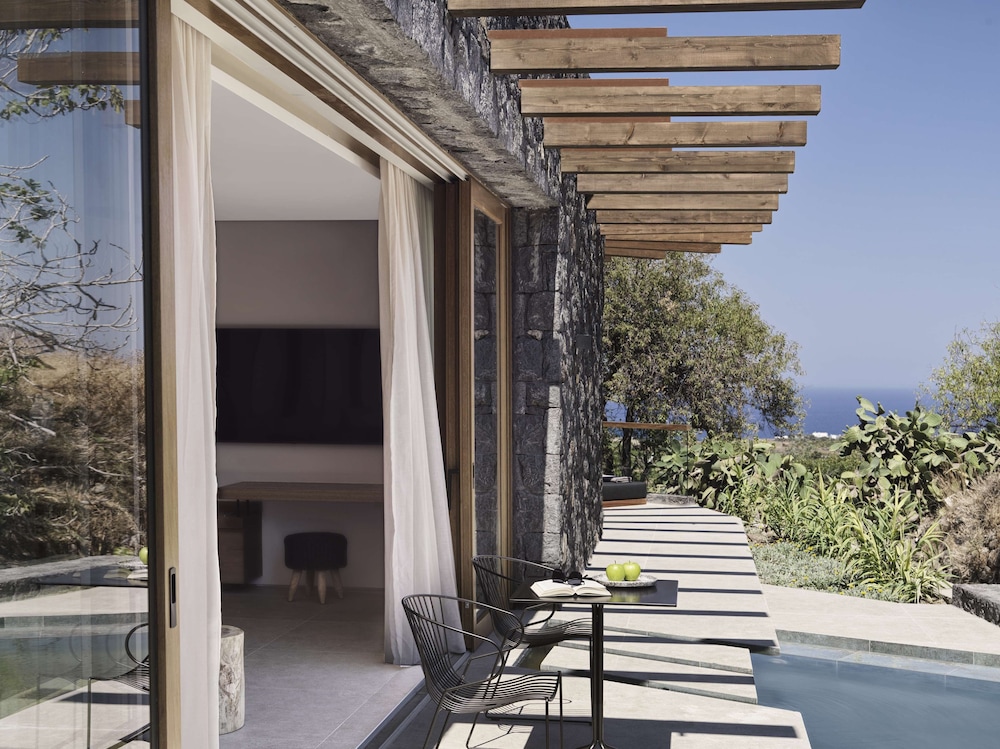 Suite, Private Pool (Magma) - Photo 4