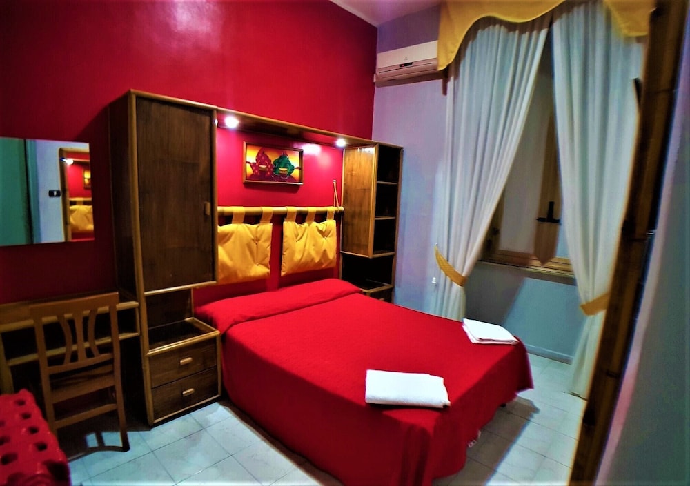 Double Room, Private Bathroom photo 2