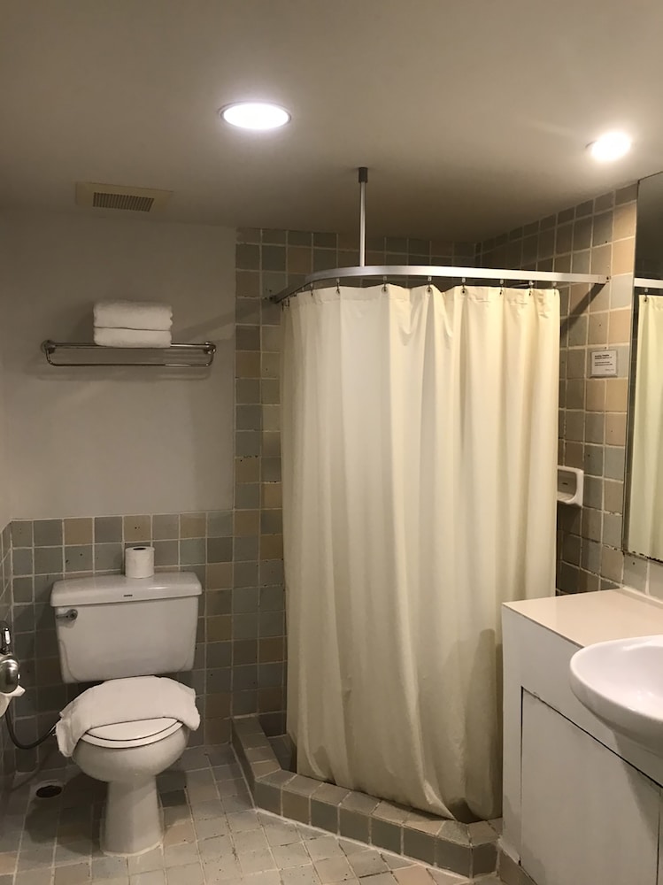 One Bedroom Duplex - Photo 2
