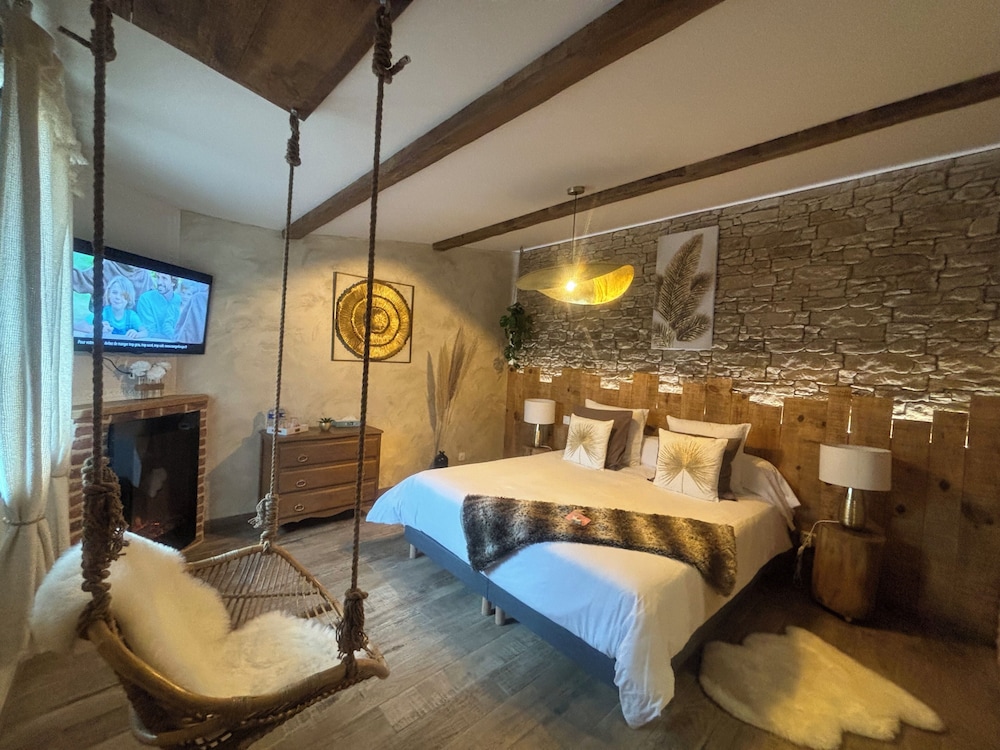Chambre de Luxe Romantique Avec Terrasse Privative