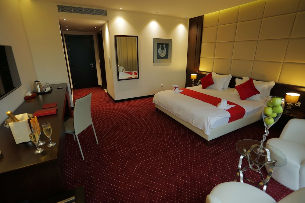 Executive Room photo 1