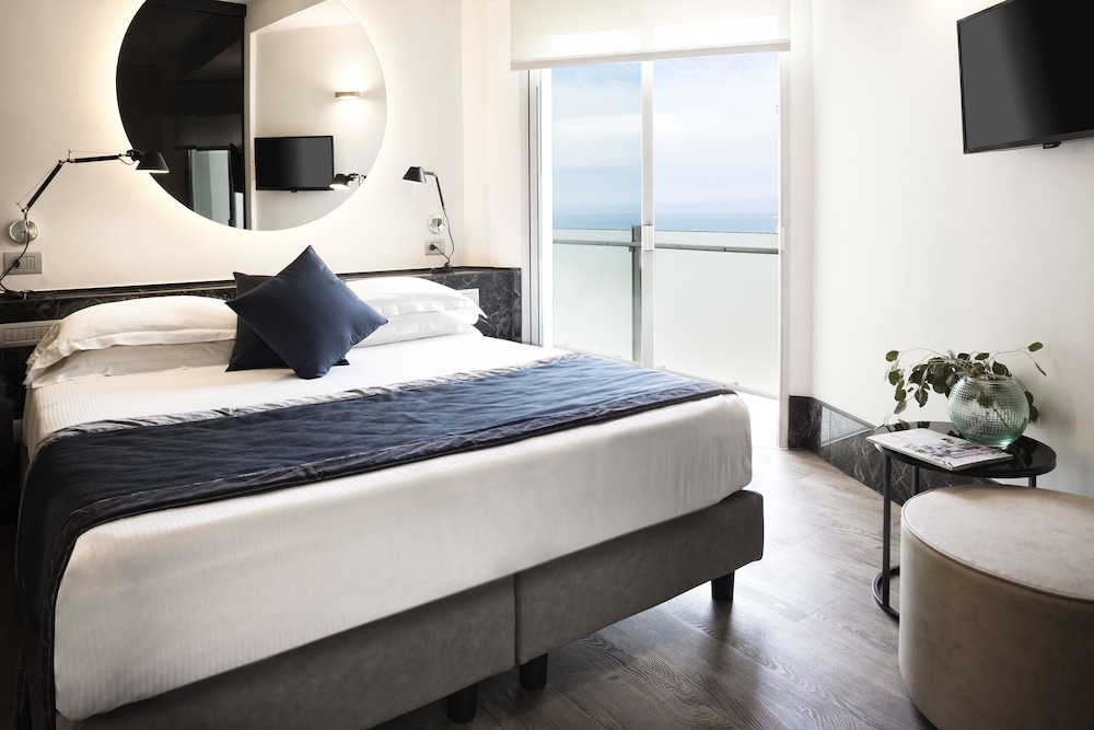 Junior Suite, Balcony, Sea View (Prestige)