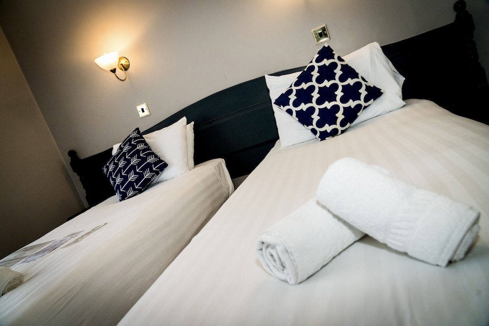 Standard Twin Room, Ensuite