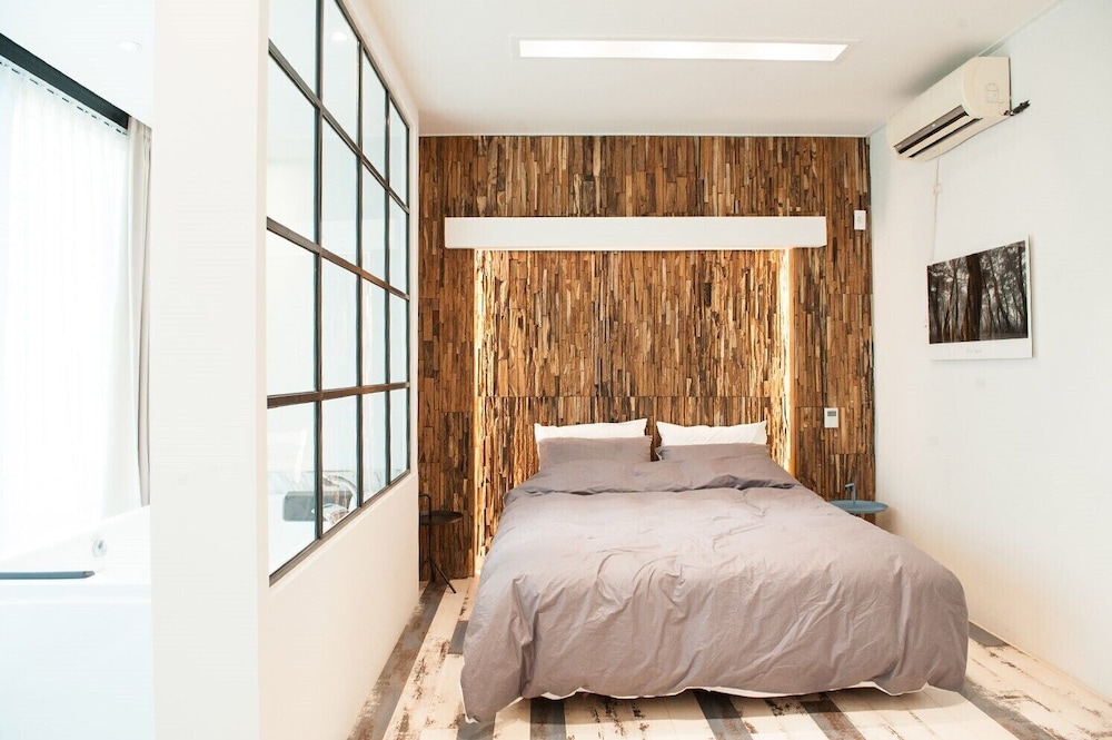 Natural Room photo 2