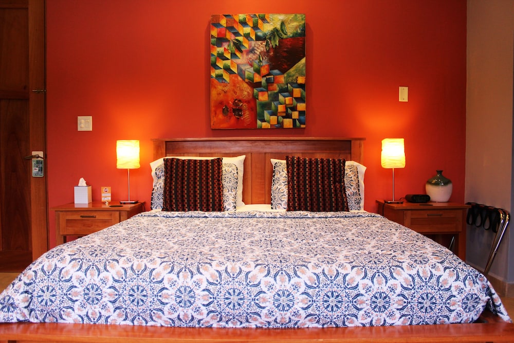 Room, 1 Queen Bed, Mountain View (Quetzal) photo 1