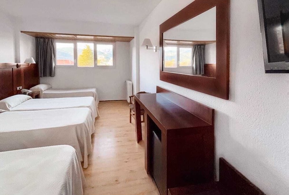Quadruple Room photo 2