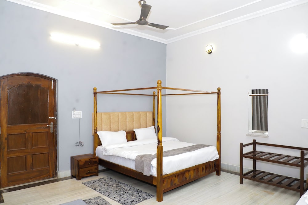 Super Deluxe Room with Pool View