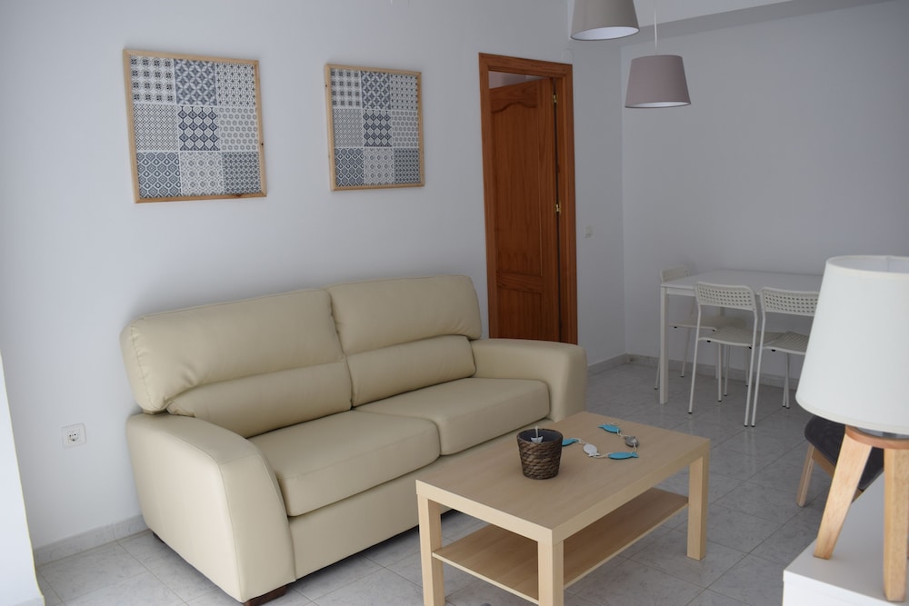 Apartamento, 2 habitaciones, vista a la ciudad