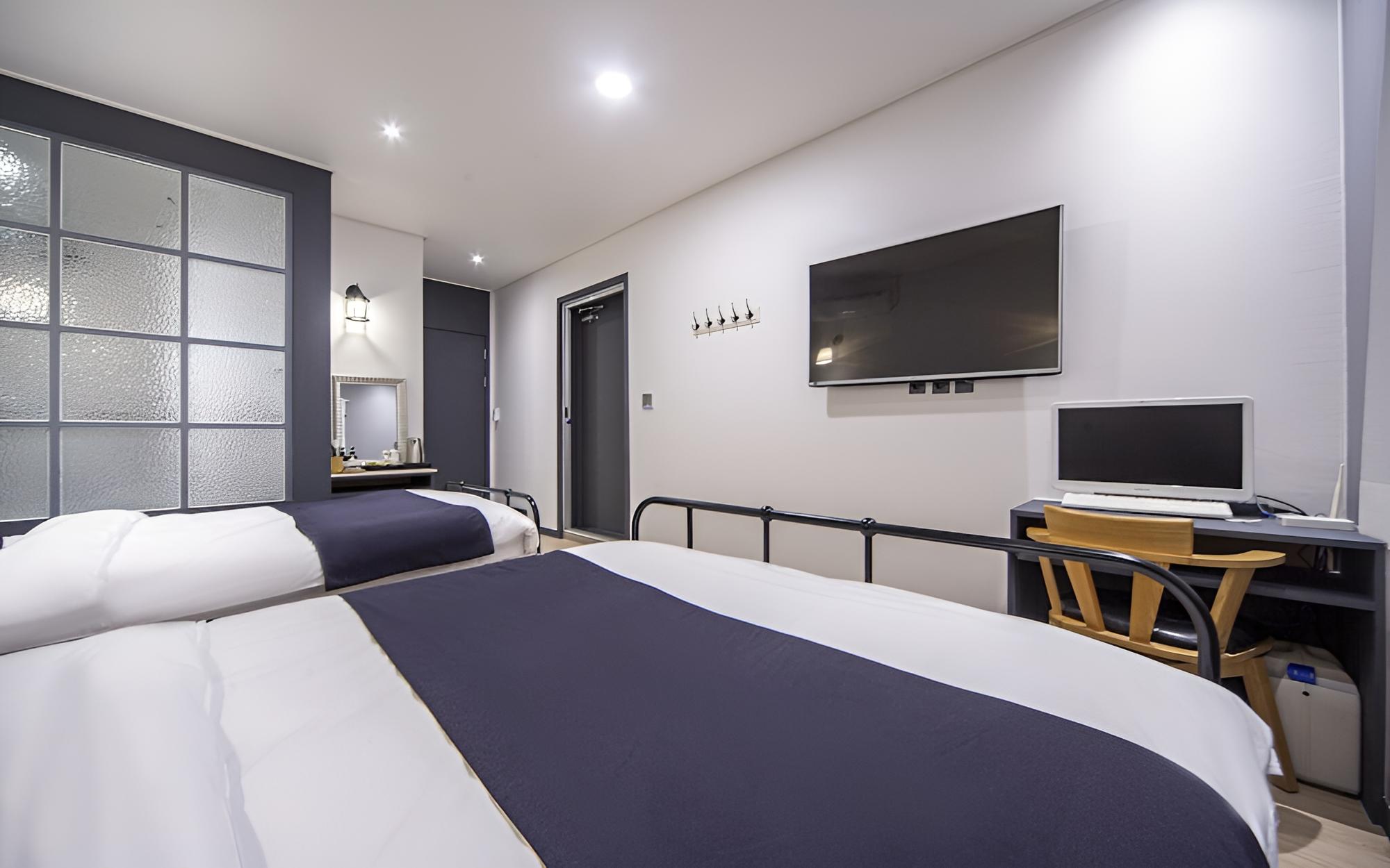 Room (VIP)