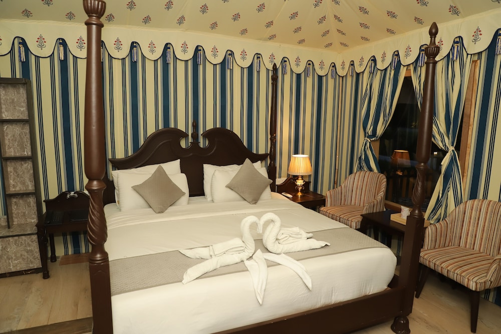 Deluxe Tent - Photo 18