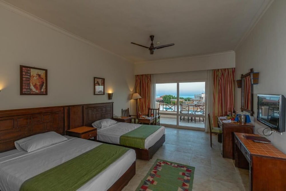 Double or Twin Room photo 3