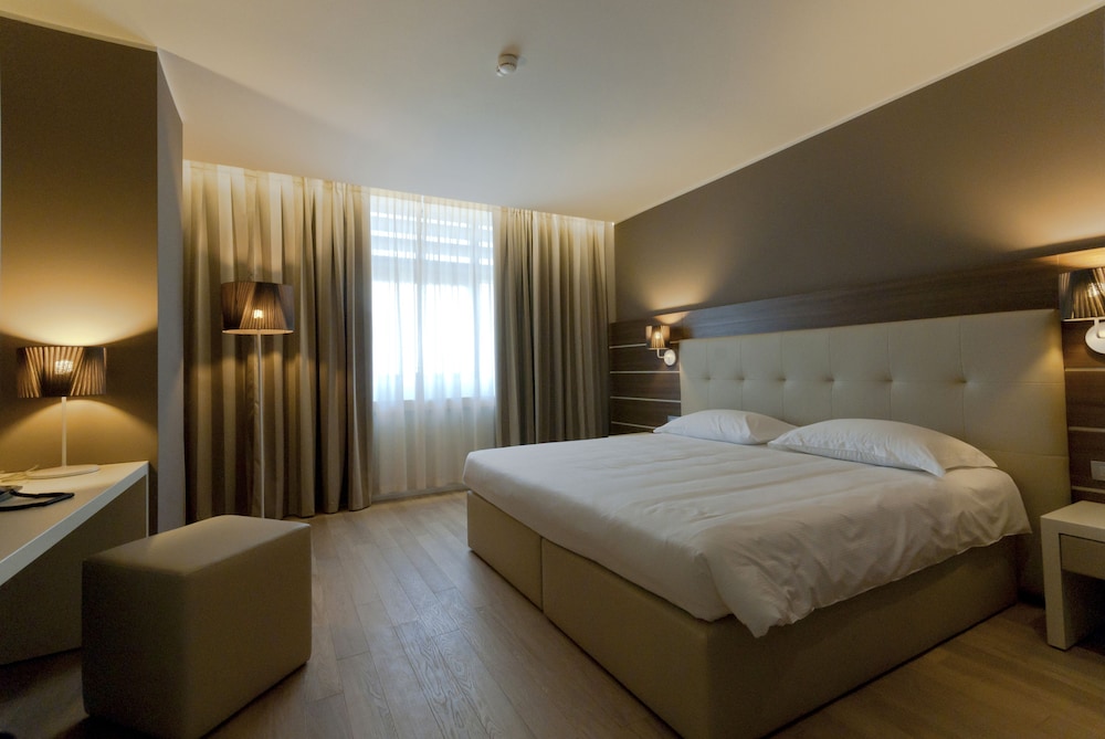 Family Studio Suite photo 2